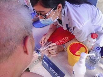 拒绝冷漠 传递温暖|迎接6.25世界白癜风日,贵州白癜风皮肤病医院爱心义诊顺利开展