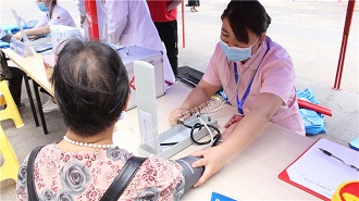 拒绝冷漠 传递温暖|迎接6.25世界白癜风日,贵州白癜风皮肤病医院爱心义诊顺利开展