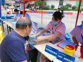 拒绝冷漠 传递温暖|迎接6.25世界白癜风日,贵州白癜风皮肤病医院爱心义诊顺利开展